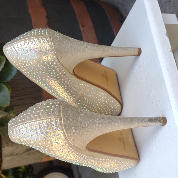 Delicacy Gold Rhinestone Platform Super High Pumps 7.5 - Picture 3 of 9
